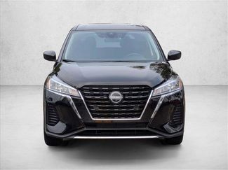Used 2023 Nissan Kicks S video 2