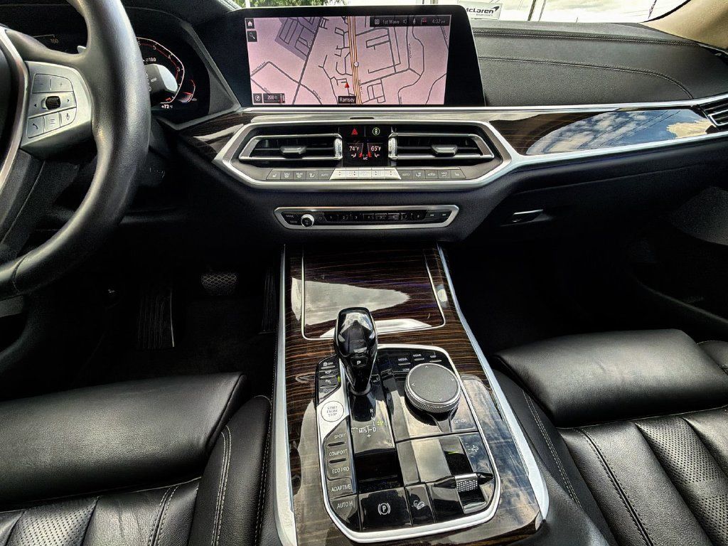 Used 2020 BMW X7 xDrive40i w/ Premium Package AWD/4WD image 24