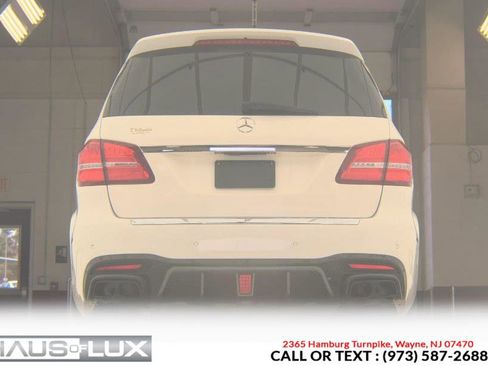 Used 2017 Mercedes-Benz GLS 550 4MATIC w/ Driver Assistance Package image 9