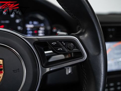 Used 2018 Porsche 911 Carrera image 38
