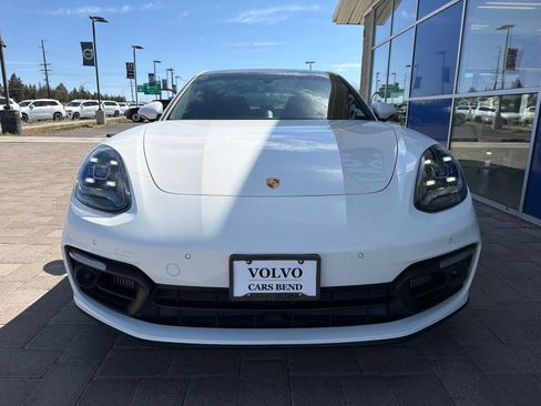 Used 2022 Porsche Panamera 4S AWD/4WD image 3