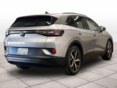 Used 2023 Volkswagen ID.4 S RWD image 9