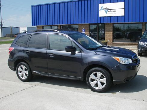 Used 2016 Subaru Forester 2.5i Premium AWD/4WD image 3