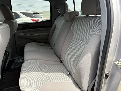 Used 2014 Toyota Tacoma 2WD Double Cab w/ Convenience Package image 28