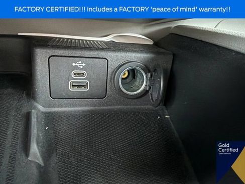 Used 2025 Ford Escape Platinum AWD/4WD image 41