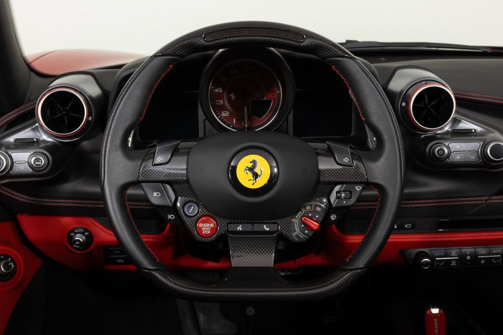 Used 2022 Ferrari F8 Tributo RWD image 33