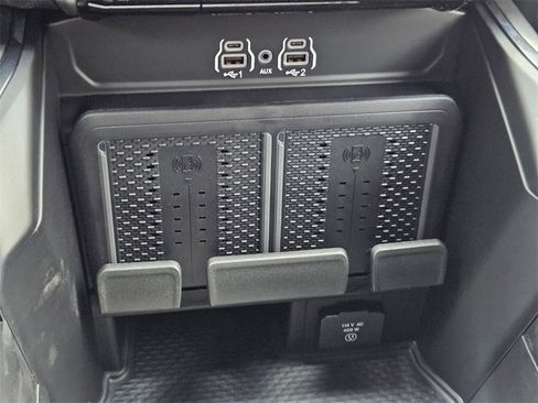 New 2026 RAM 3500 Laramie image 38