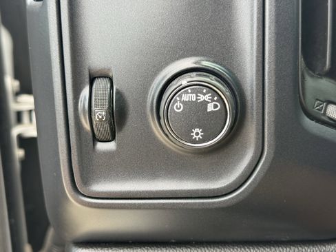 Used 2018 Chevrolet Silverado 1500 Custom w/ Texas Edition RWD image 22