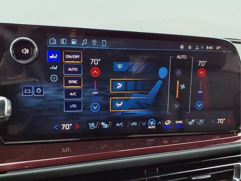 New 2026 Chevrolet Traverse RS image 7