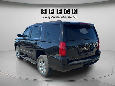 Used 2019 Chevrolet Tahoe LT w/ LT Signature Package AWD/4WD image 3