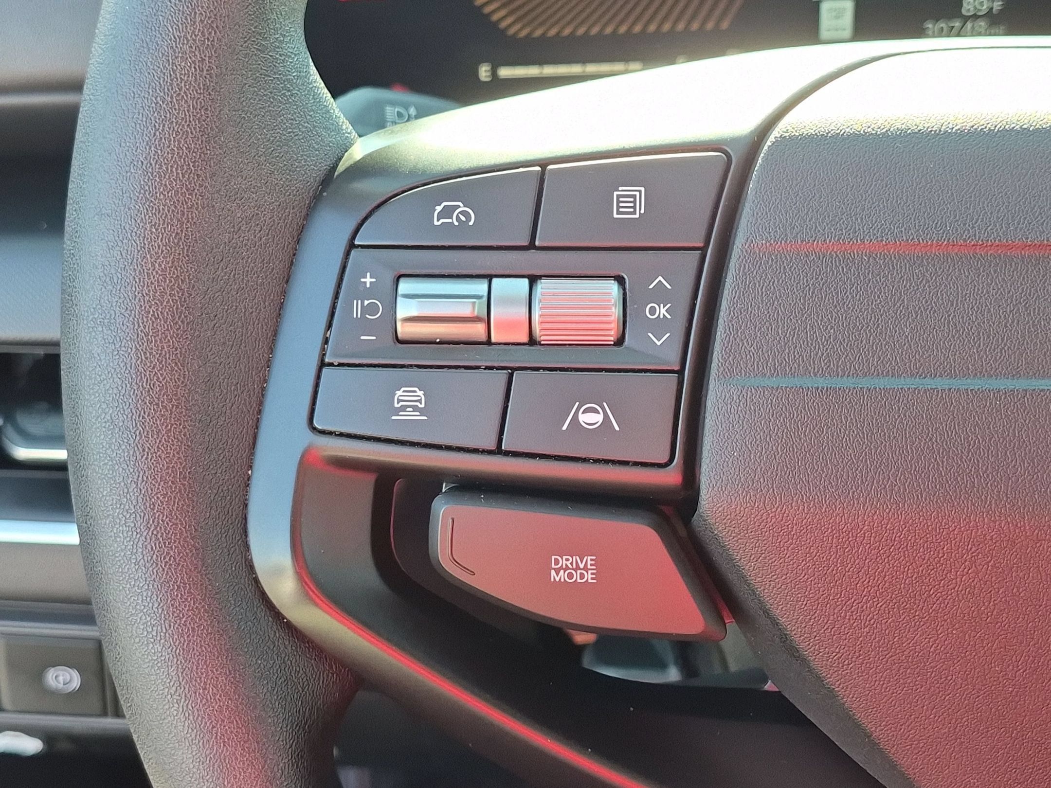 Used 2025 Kia K4 FWD image 18