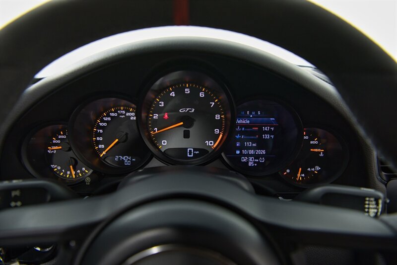 Used 2018 Porsche 911 GT3 RWD image 27