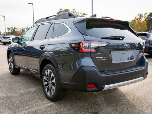 New 2025 Subaru Outback Limited image 4