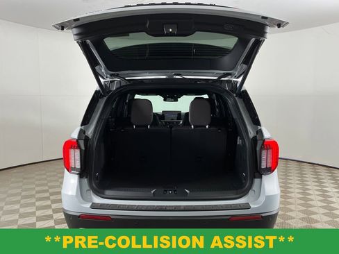 New 2026 Ford Explorer Platinum image 28