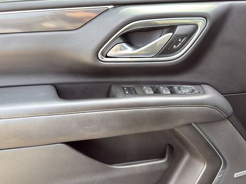 Used 2022 GMC Yukon AT4 AWD/4WD image 9