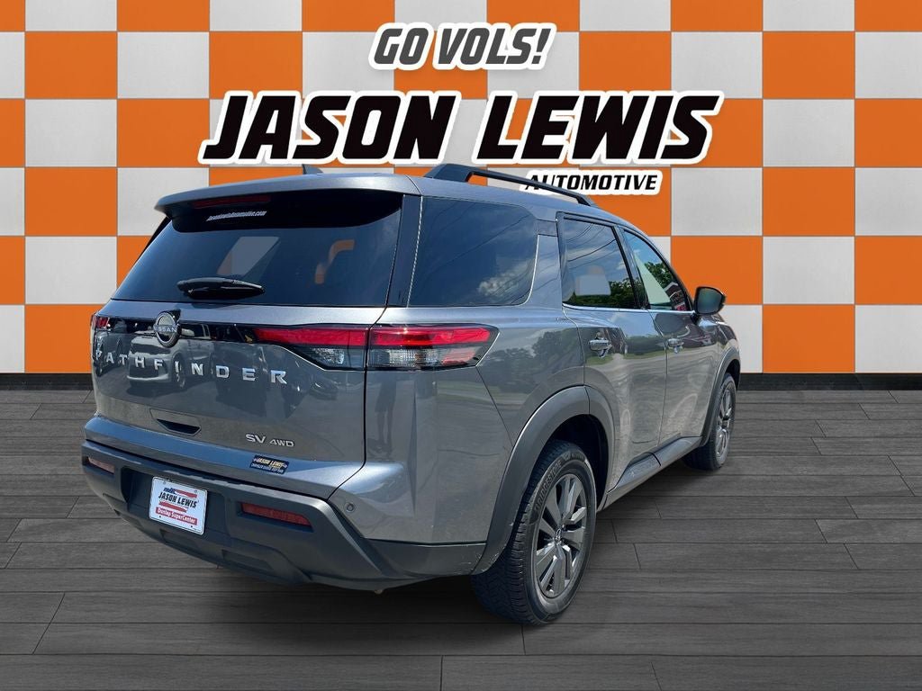 Used 2024 Nissan Pathfinder SV AWD/4WD image 3