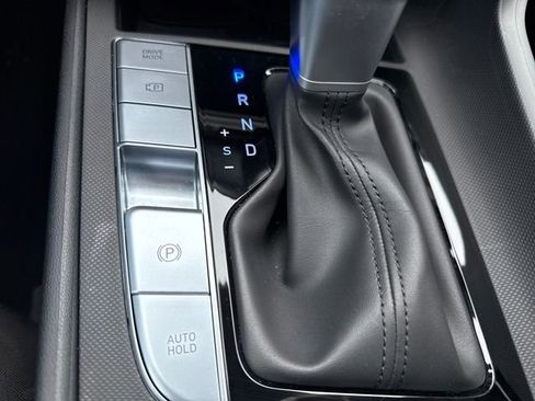 Certified 2025 Hyundai Elantra SEL w/ Cargo Package image 47