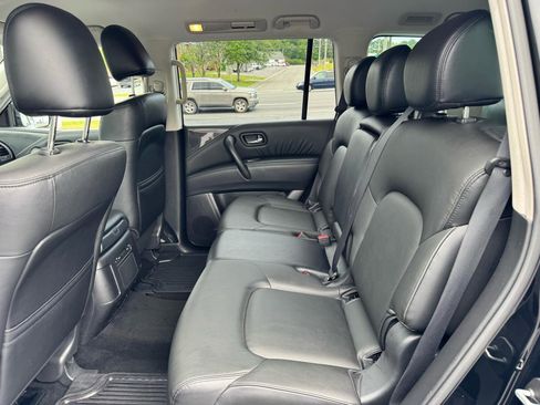 Used 2023 Nissan Armada SV RWD image 17