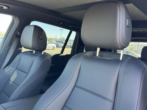 New 2025 Mercedes-Benz GLS 450 4MATIC image 19