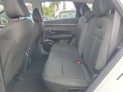 Certified 2024 Hyundai Tucson SEL FWD image 8