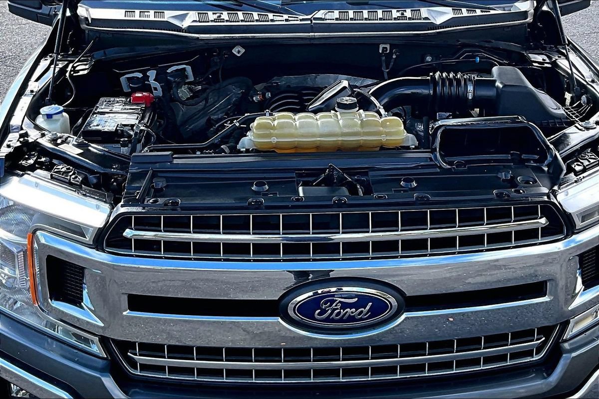 Used 2019 Ford F150 XLT w/ Equipment Group 302A Luxury AWD/4WD image 41
