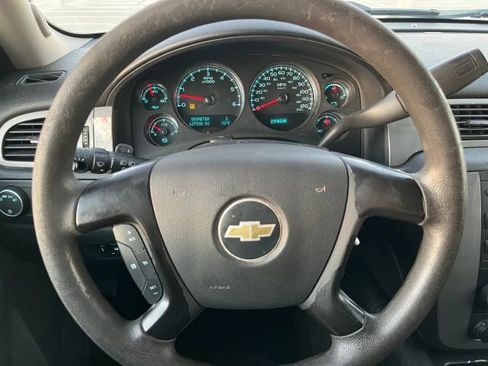 Used 2011 Chevrolet Tahoe LS image 20