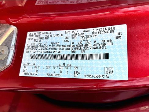 Used 2017 Ford Escape SE image 31