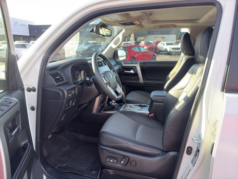 Used 2021 Toyota 4Runner SR5 Premium w/ Moonroof Package image 12