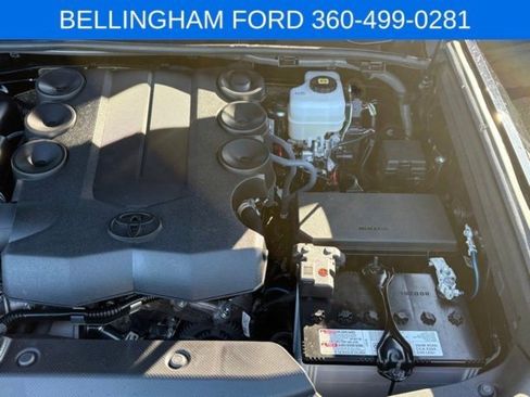 Used 2024 Toyota 4Runner TRD Off-Road image 40