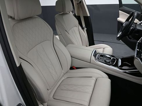 Used 2023 BMW X7 xDrive40i w/ Premium Package image 23