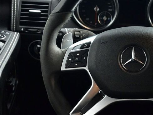 Used 2017 Mercedes-Benz G 550 Squared image 4