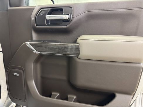 Used 2021 Chevrolet Silverado 1500 LTZ w/ LTZ Premium Package image 29