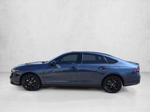 Used 2025 Honda Accord SE image 9