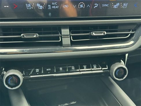 New 2026 Chevrolet Equinox EV RS image 14