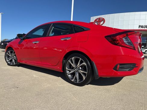 Used 2020 Honda Civic Touring image 4