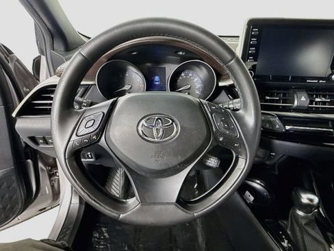 Certified 2019 Toyota C-HR Limited FWD image 13