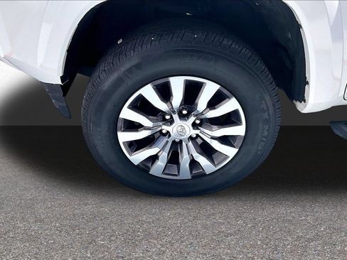 Certified 2023 Toyota Tacoma Limited AWD/4WD image 35