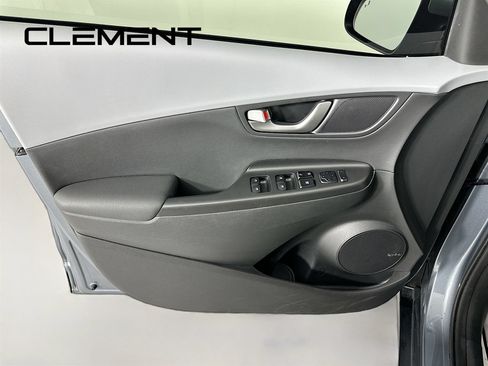 Used 2019 Hyundai Kona Limited FWD image 29
