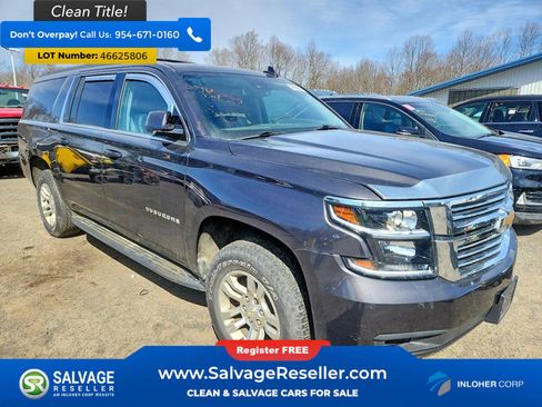 Used 2017 Chevrolet Suburban LT AWD/4WD image 5