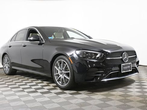 Used 2023 Mercedes-Benz E 450 4MATIC Sedan image 9