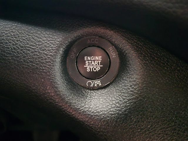 Used 2022 Jeep Cherokee Latitude Lux AWD/4WD image 23