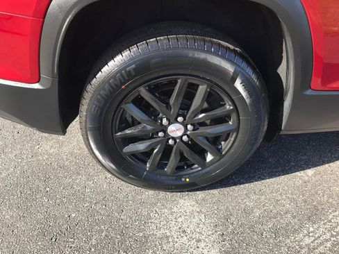 Used 2019 GMC Acadia SLT image 50