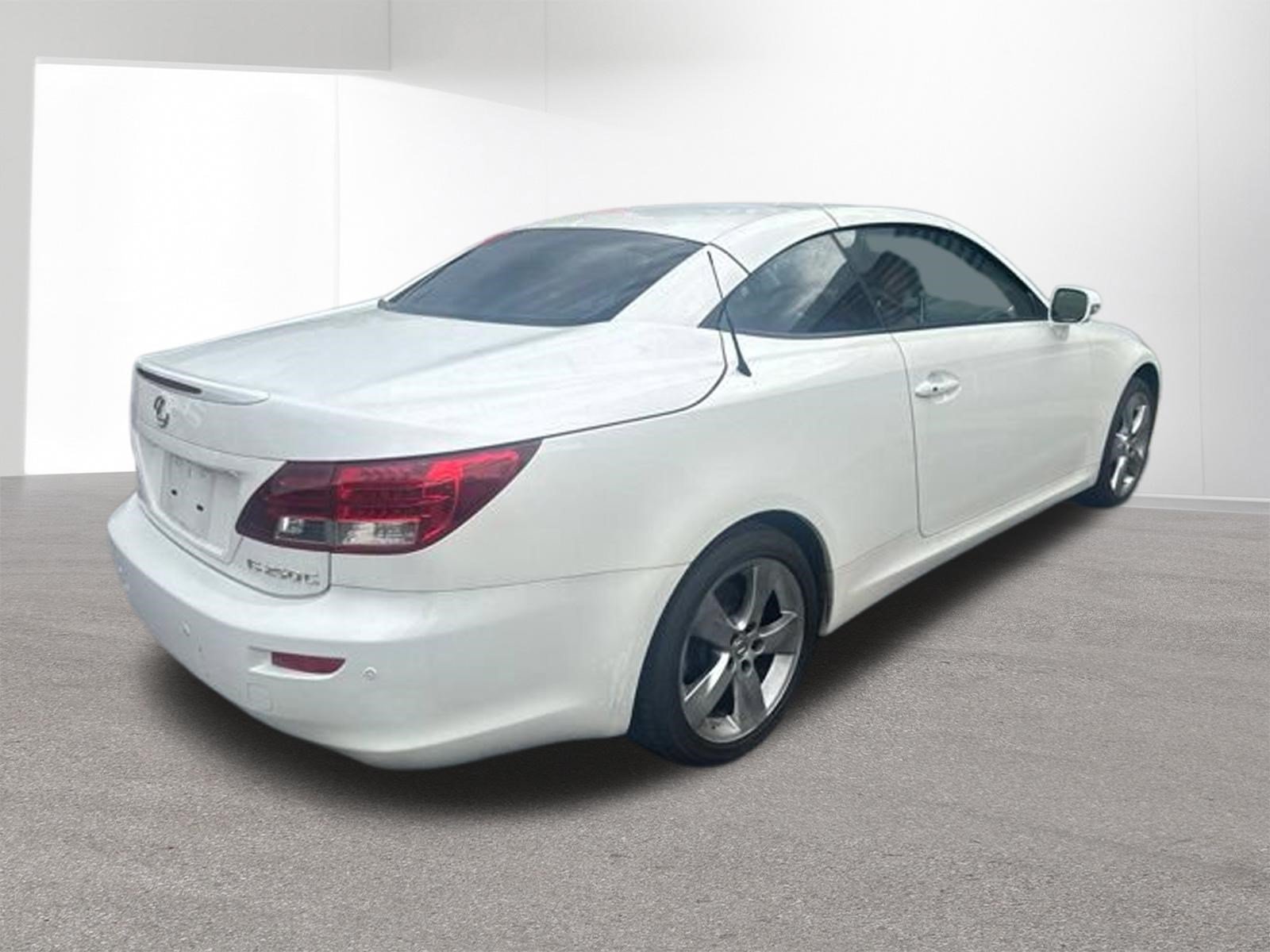 Used 2011 Lexus IS 250C w/ Luxury Pkg RWD image 4