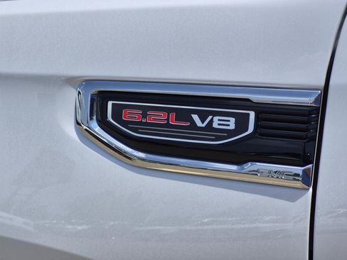 Certified 2025 GMC Sierra 1500 Denali w/ Denali Reserve Package AWD/4WD image 11