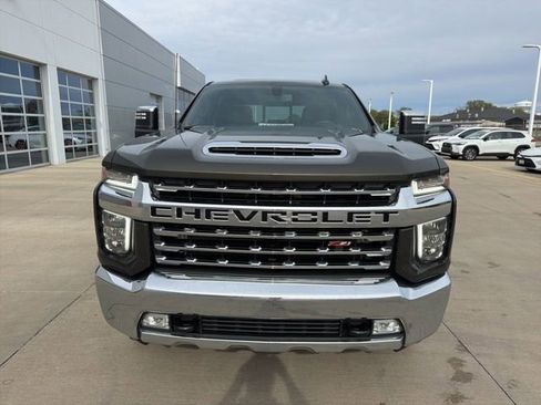 Used 2022 Chevrolet Silverado 2500 LTZ AWD/4WD image 2