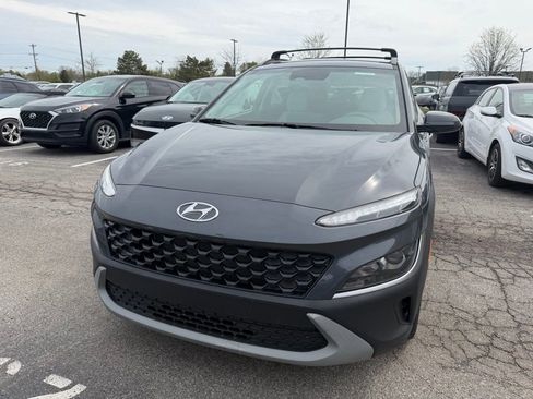 Used 2023 Hyundai Kona SEL image 2