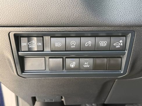 Used 2025 Toyota Tundra Limited RWD image 25