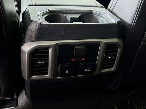 Used 2022 Ford F450 Platinum w/ FX4 Off-Road Package image 30