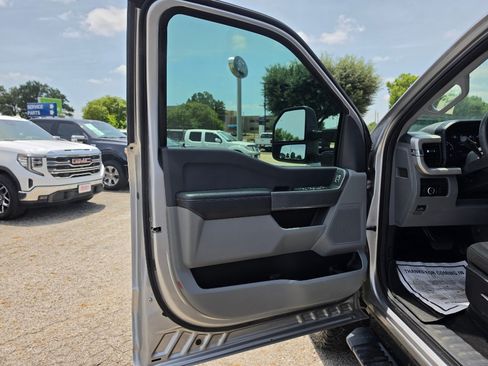 Used 2024 Ford F250 XLT w/ FX4 Off-Road Package AWD/4WD image 15