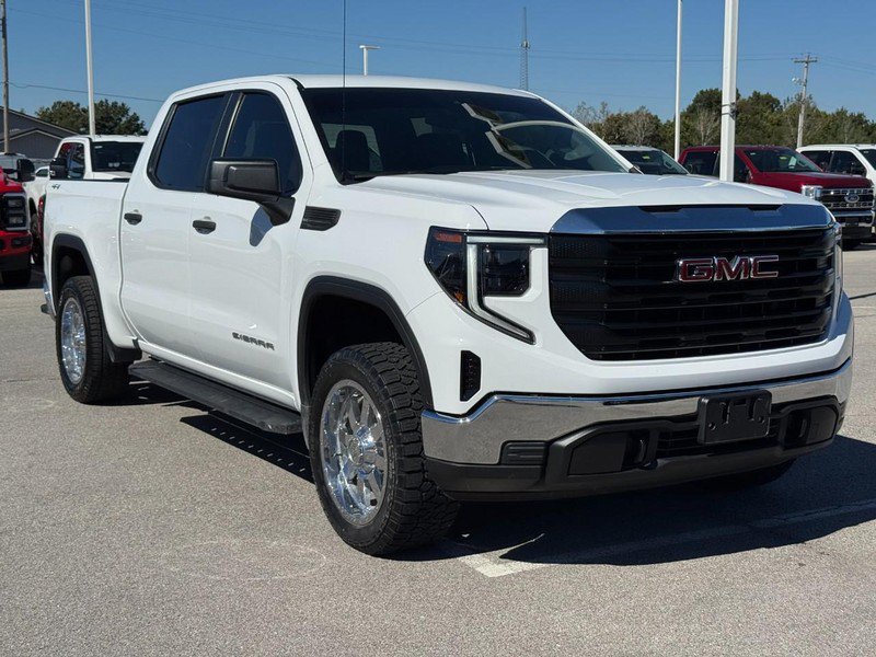 Used 2023 GMC Sierra 1500 Pro w/ Pro Value Package AWD/4WD image 2